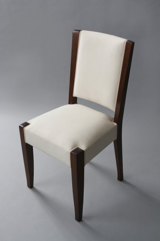 Ensemble de deux chaises en acajou par Andre Sornay Bon état - En vente à New York, NY