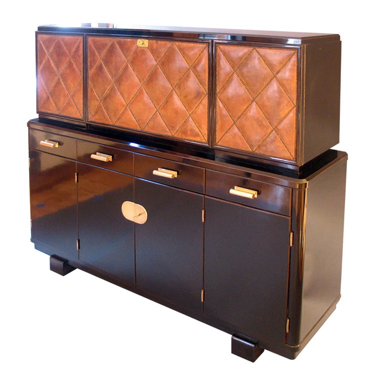 Buffet or Bar attributed to Osvaldo Borsani For Sale