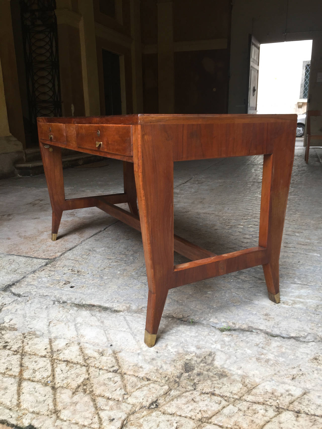 Desk Designed by Gio Ponti, 1950 In Excellent Condition In Verona, IT
