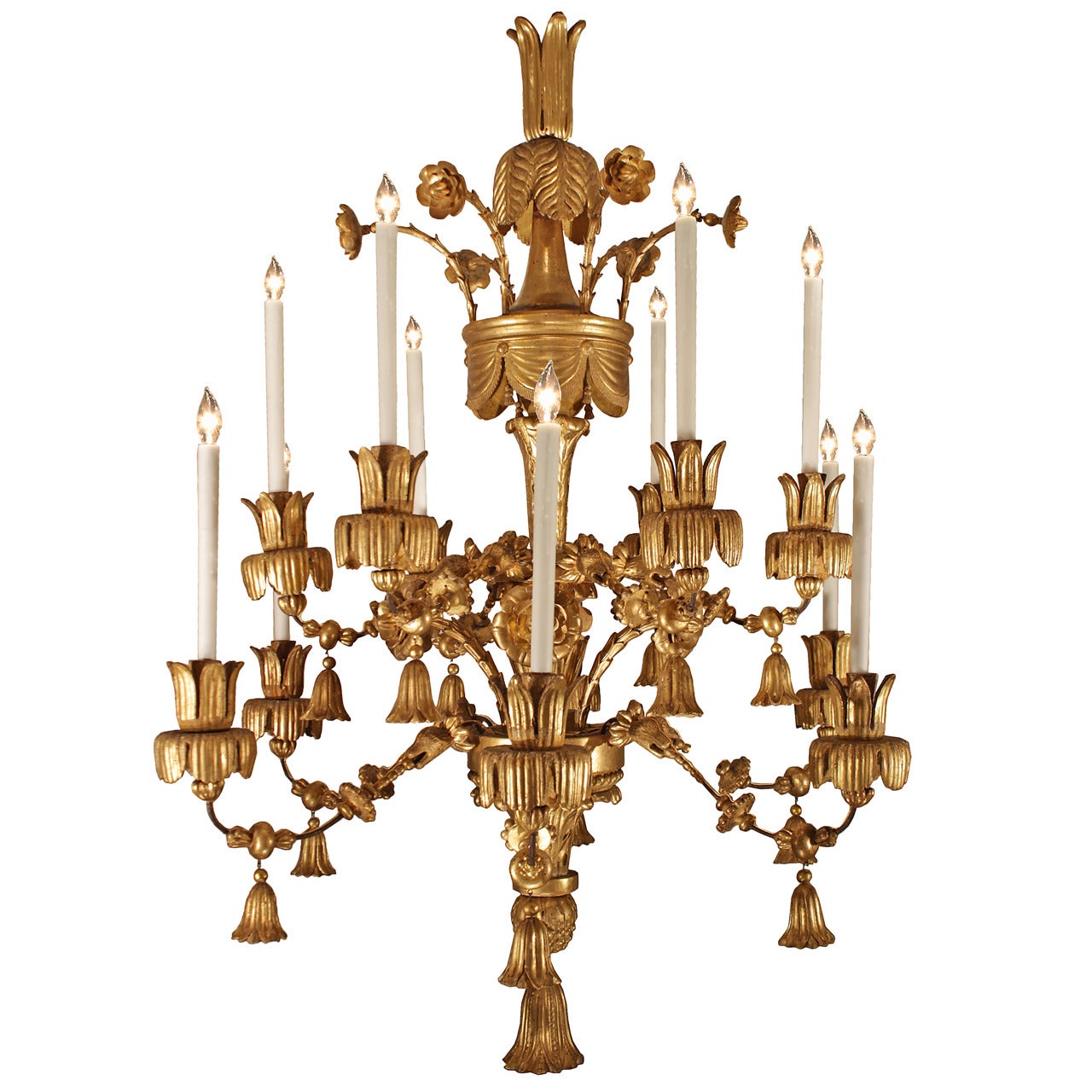 Italian Early 18th Century Large Scale Carved Giltwood, Twelve-Light Chandelier