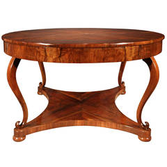 Italian 18th Century Walnut Center Table with One Extension 8