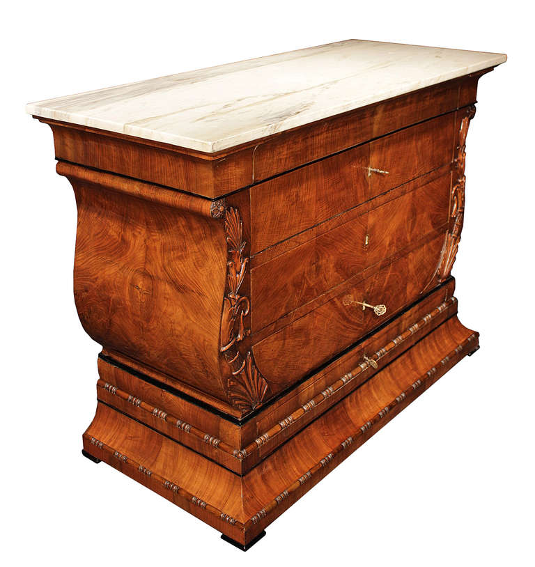 Neoclassical Italian 19th Century Neo-classical Style Five Drawer Walnut Chest from Turin