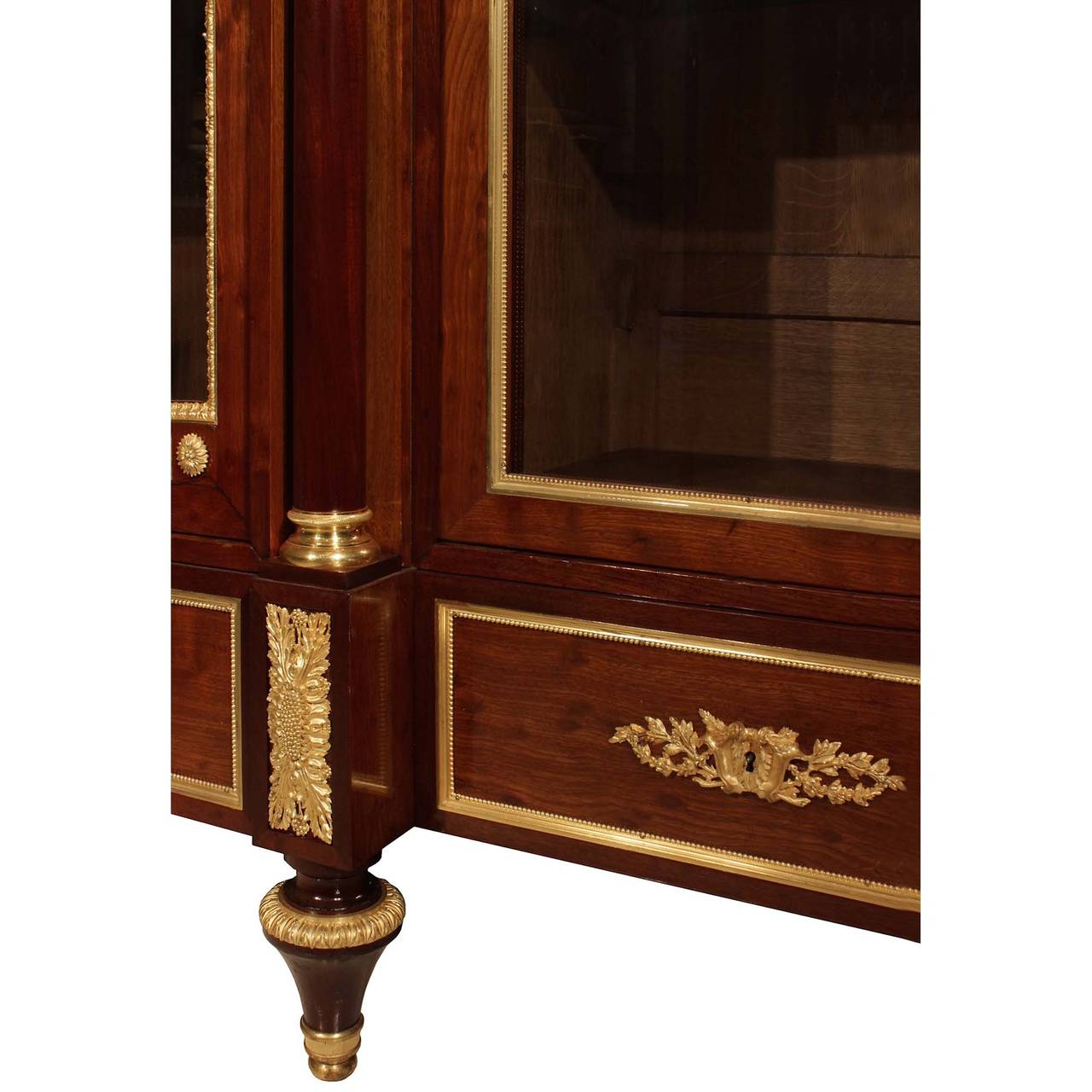 French 19th Century Louis XVI Style Mouchette Mahogany and Ormolu Vitrine In Excellent Condition In West Palm Beach, FL