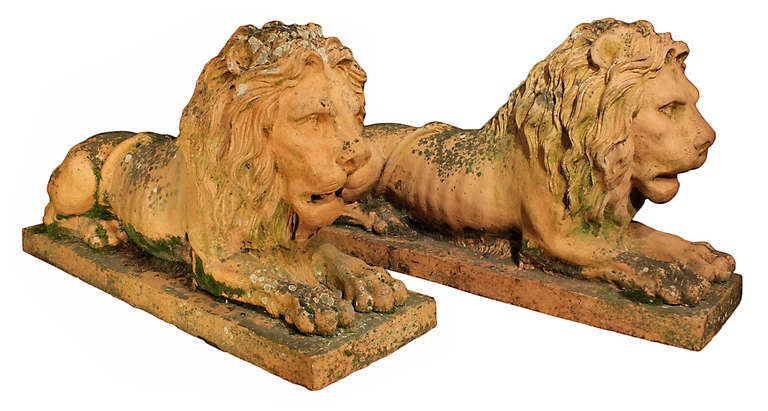 Pair of Mid 19th Century Terra Cotta Lions ca. 1850 In Excellent Condition In West Palm Beach, FL