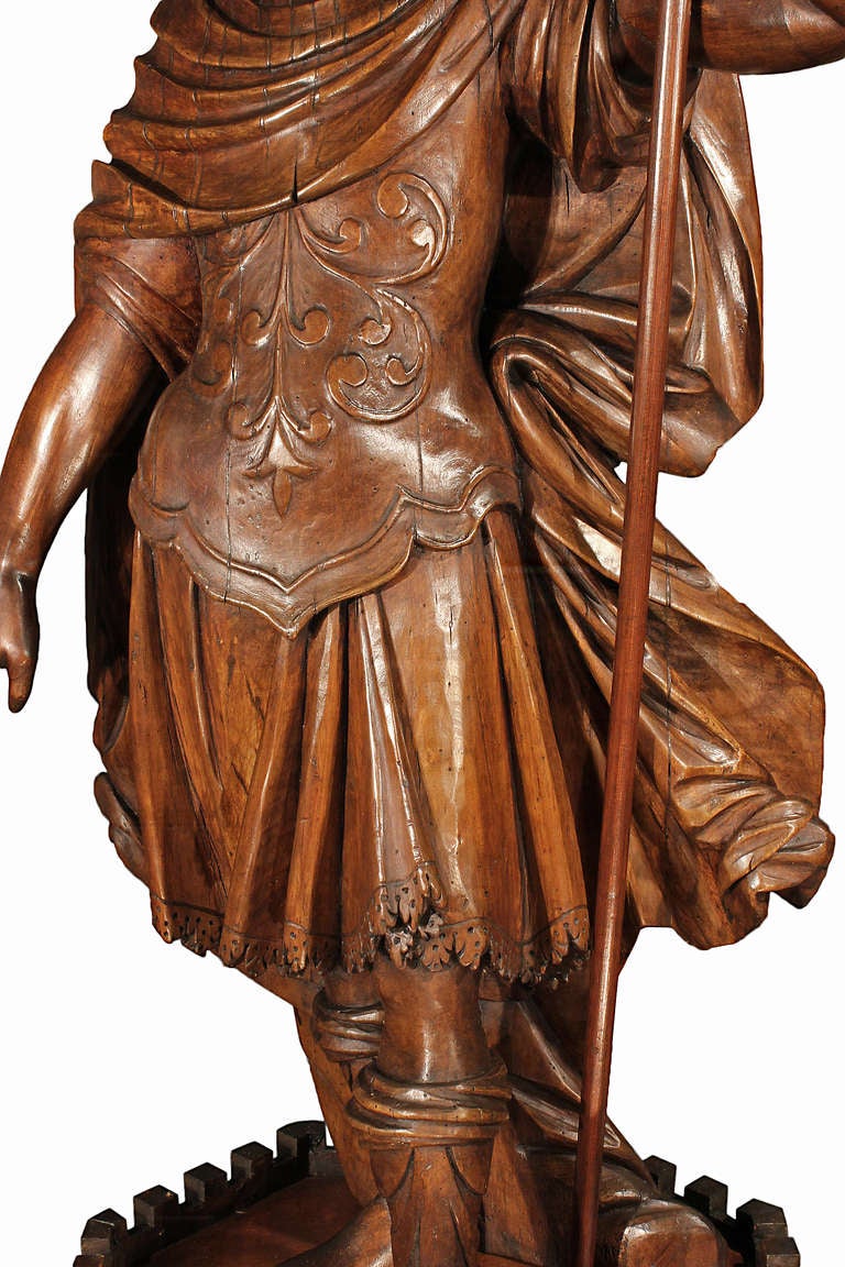 Richly Carved Italian 18th Century Solid Walnut Statue In Excellent Condition In West Palm Beach, FL