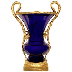 Französische Vase aus kobaltblauem Glas und Ormolu aus dem 19. Jahrhundert (Louis XVI)