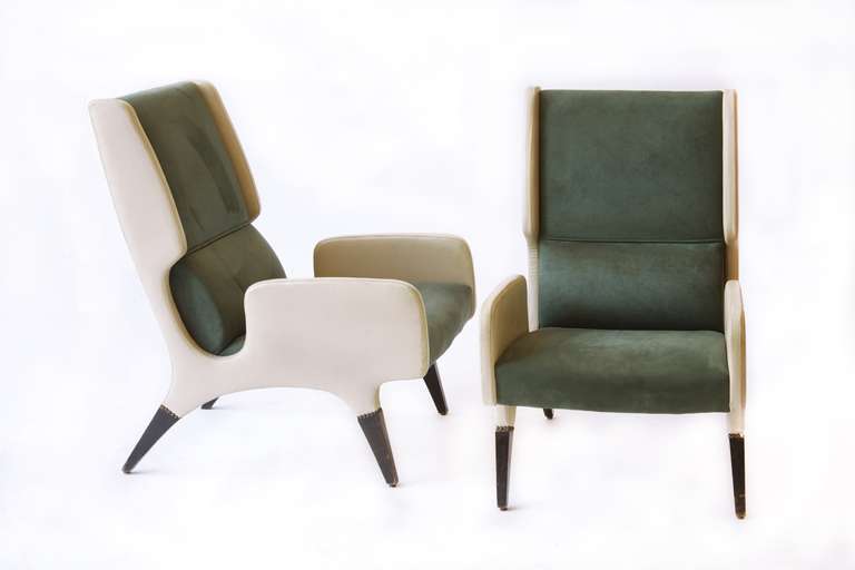 Pair of GIO PONTI armchairs from the original furniture of the Hotel Parco Dei Principi in Rome,
designed by Gio Ponti and  produced by Cassina n. 