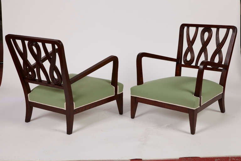Mid-20th Century Unique Pair of low Armchairs by Maurizio Tempestini