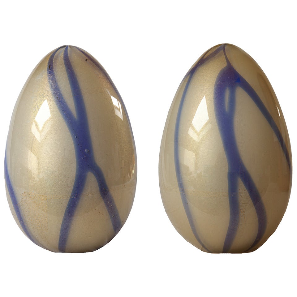 Pair of "Concetto Spaziale" Glass Eggs by Archimede Seguso, Murano For Sale