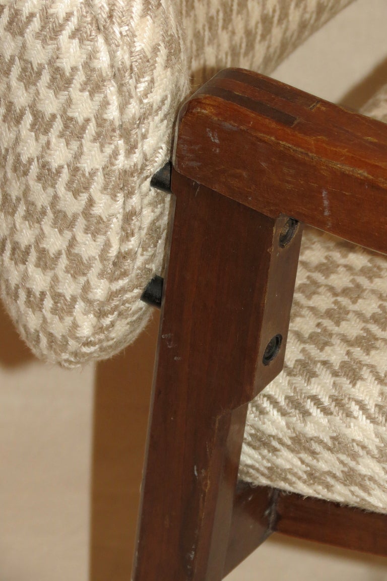 Pair of Ico Parisi 814 Armchairs By Cassina