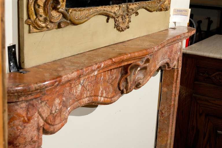18th Century Venetian Rococo Marble Mantel For Sale 2