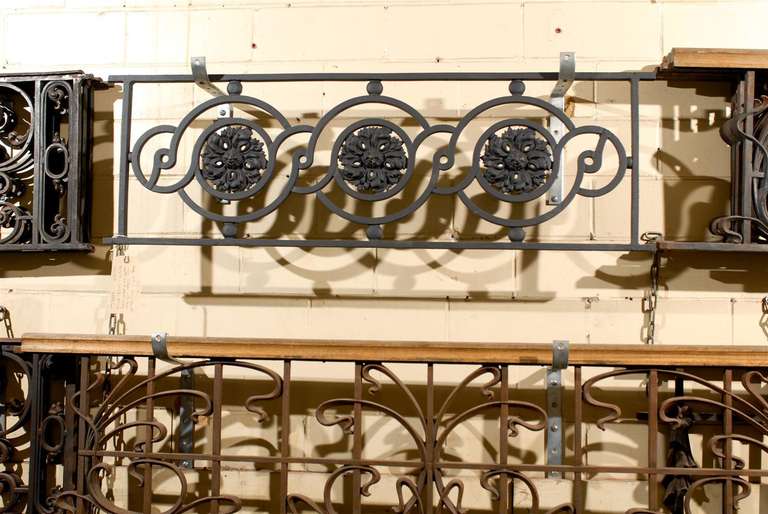 Early 19th Century French Louis XVI Style Balcon with Triple Rosettes