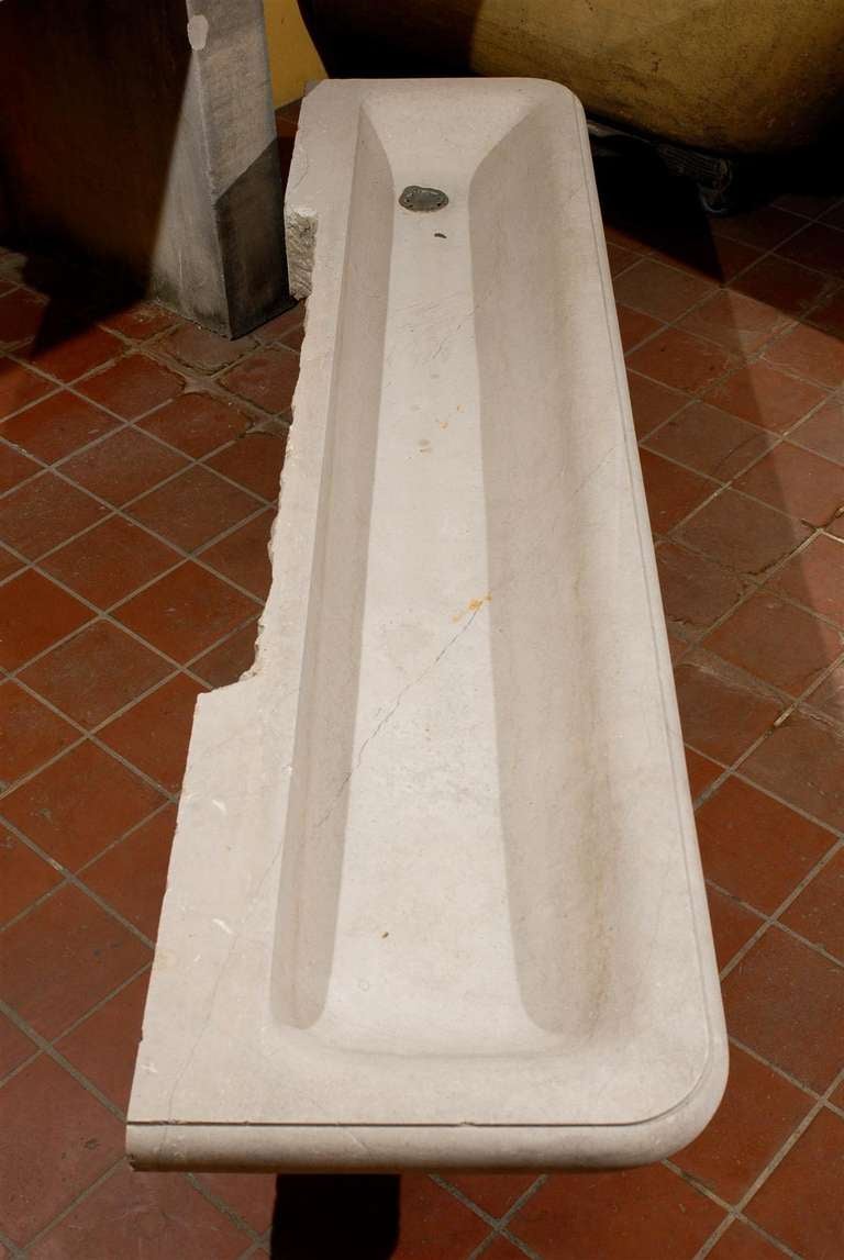 19th C. French Carved Long Stone Washbasin In Good Condition For Sale In Atlanta, GA