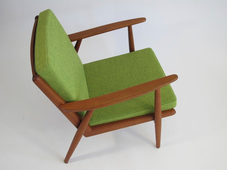 Mid Century Danish Teak Lounge Chair In Excellent Condition In Oakland, CA