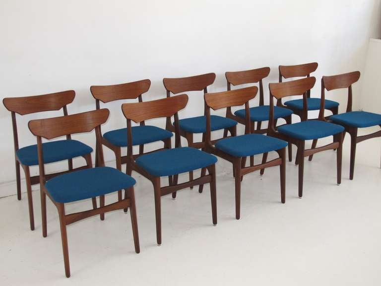Wood Set of 10 Mid-century Danish Dining Chairs