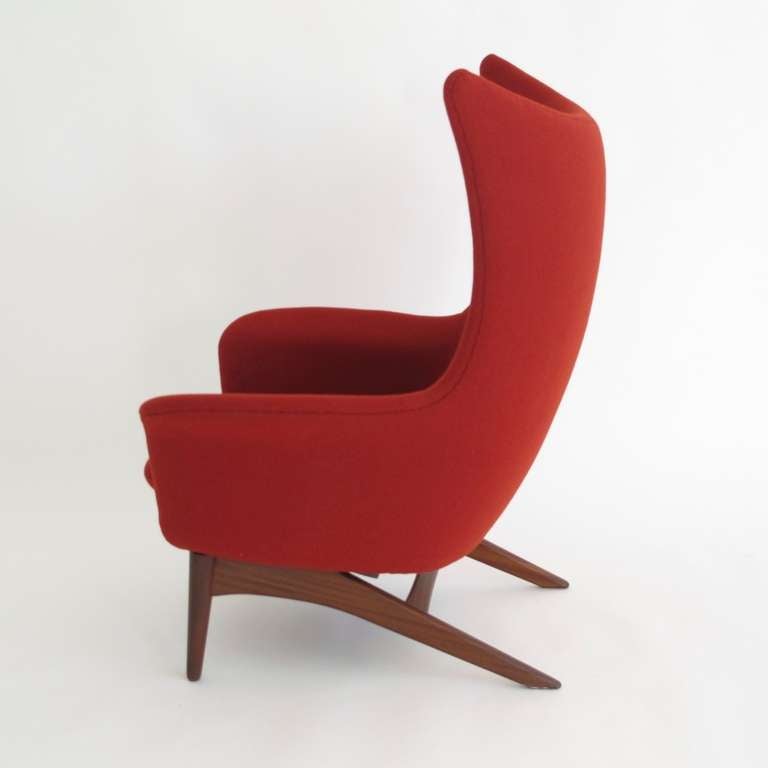 HW Klein Recling Highback Lounge Chair 2