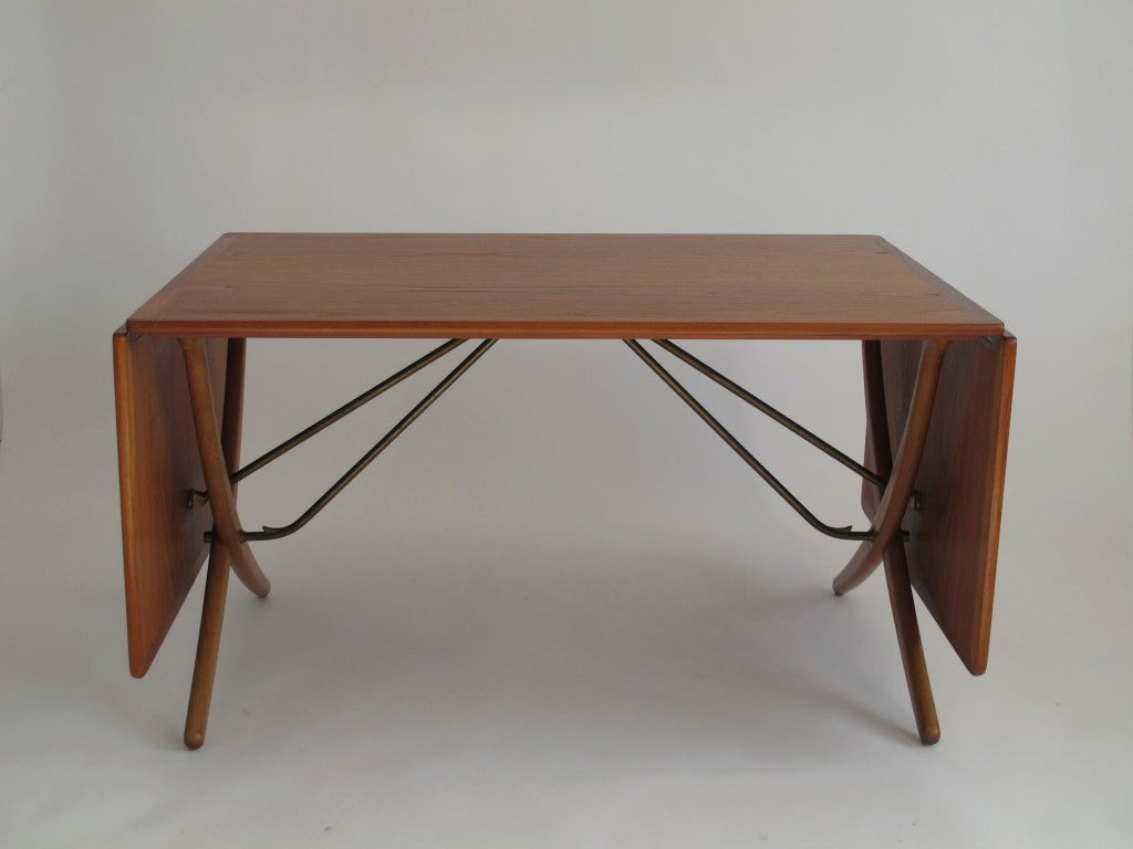 Danish Teak Dining Table by Hans Wegner In Excellent Condition In Oakland, CA