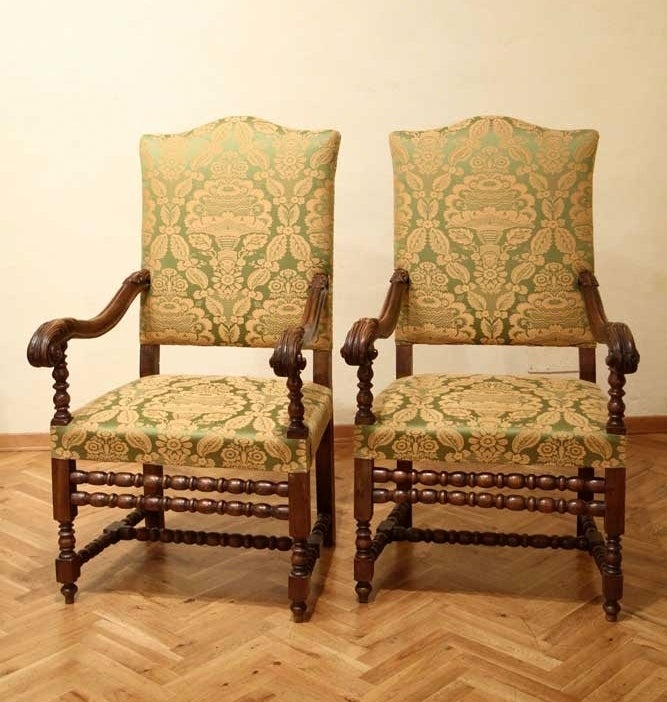 A pair of 19th century Tuscan Neo Renaissance armchairs