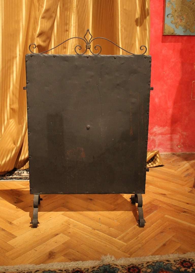 Italian Black Wrought Iron and Parcel Gilt Freestanding Fire Place Screen 4