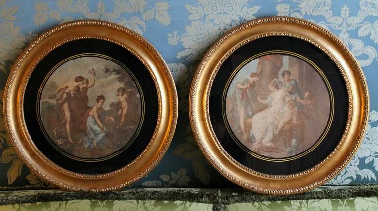 London late 19th century
These polychrome engravings, based on a tondo (round painting) by Angelica Kauffmann, illustrates two episodes of Venus life: Venus  and the Three Graces and Venus and Cupidround. Beautiful giltwood and black liner