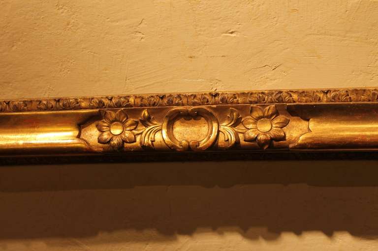 Italian 18th Century Venetian Hand Carved Gilt Wood Frame