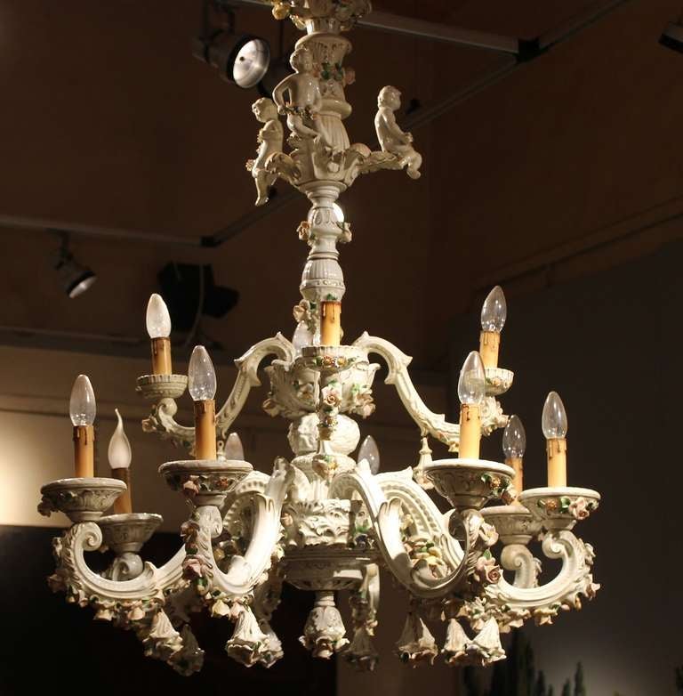 Hand-Painted Italian 19th Century Two-Tiers Capodimonte Porcelain Chandelier with Roses For Sale