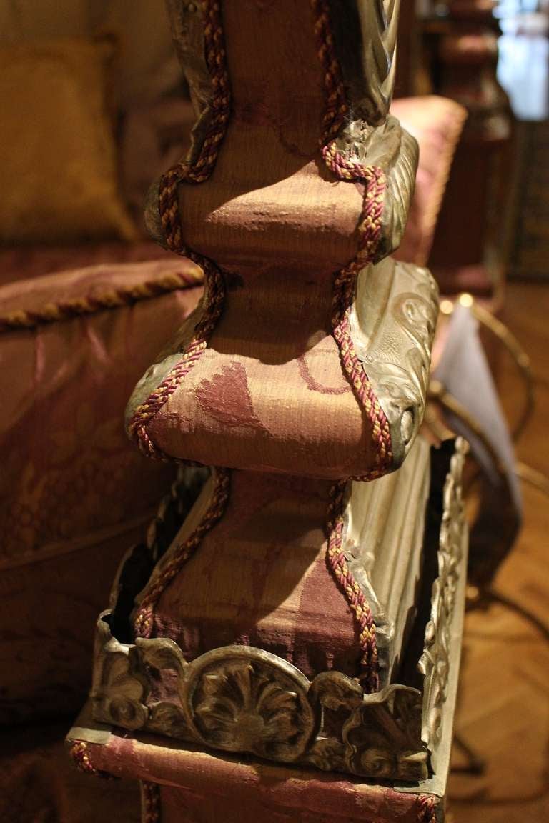 Embossed Italian 19th Century Canopy Bed with Silver Friezes and Upholstered Purple Silk For Sale
