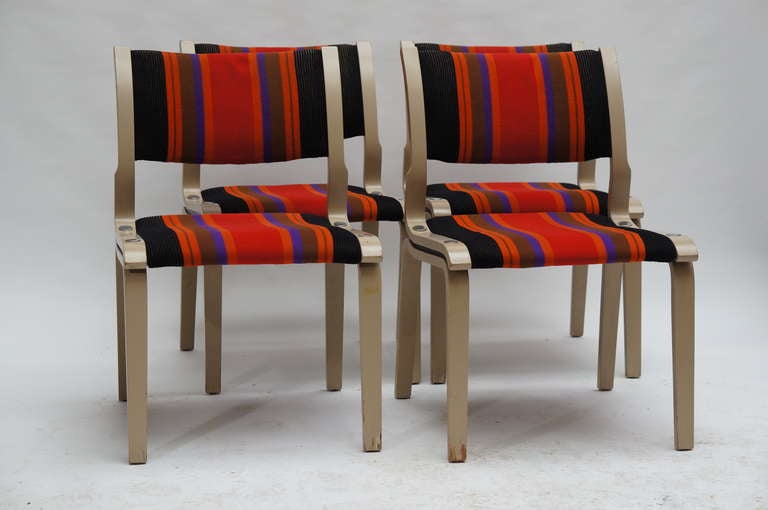 Four Multicolored Seventies Chairs For Sale 3