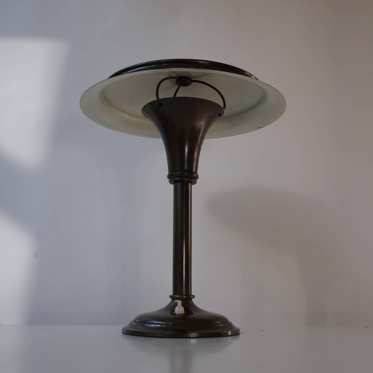 French Elegant Art Deco Table Lamp