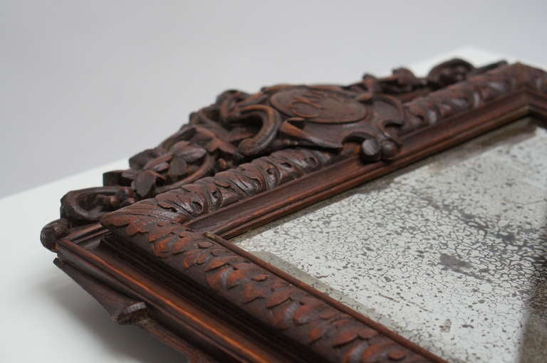 Hand-Carved Wooden Mirror In Good Condition For Sale In Antwerp, BE
