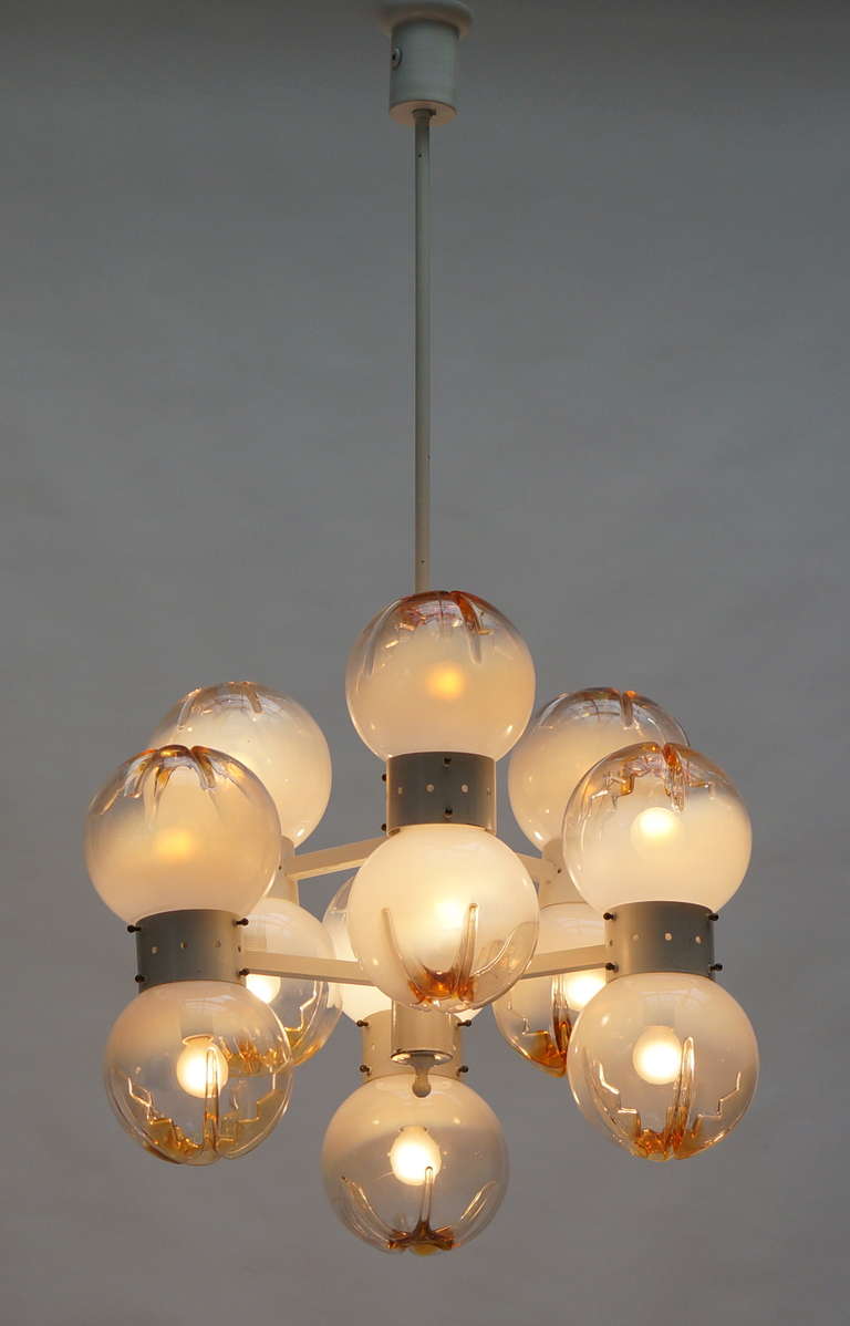 Italian Mazzega Chandelier with 12 Globes For Sale 1