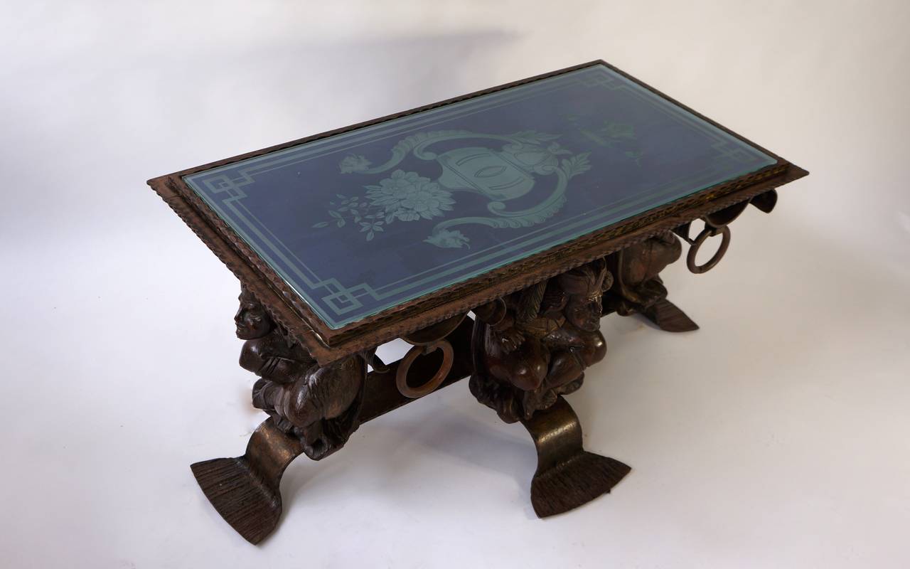 Table basse unique en métal rustique de style mi-siècle moderne en vente 1