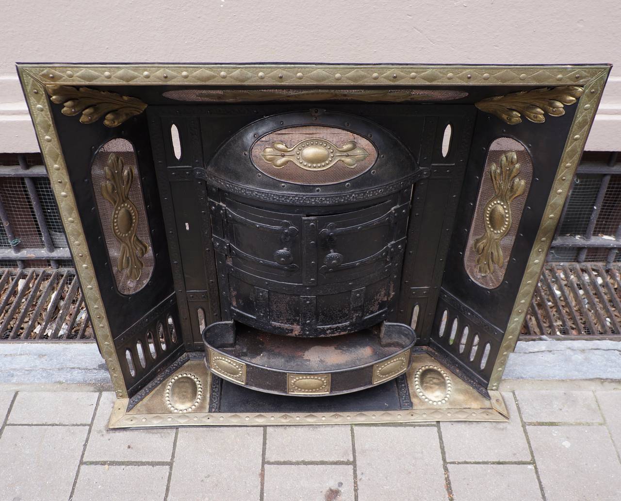 Belgian Iron, Cast Iron and Brass Build-In Belle Époque Coal Burner For Sale