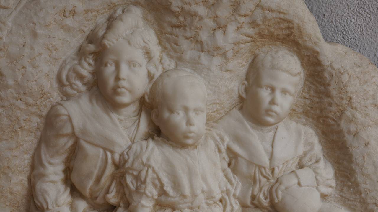 Art Deco Royal Carrara Sculpture of the Three Children of King Leopold III, Belgium