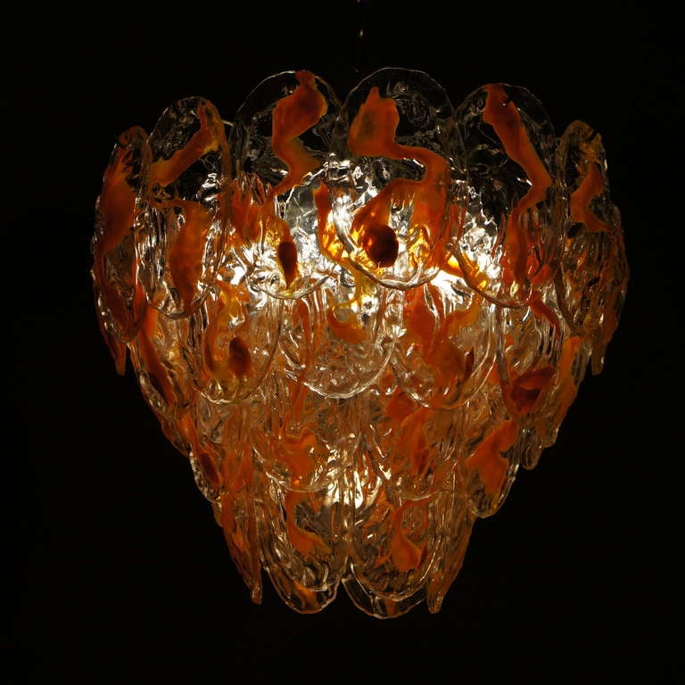 20th Century Large Murano Glass Chandelier with 40 Glass Leaves For Sale