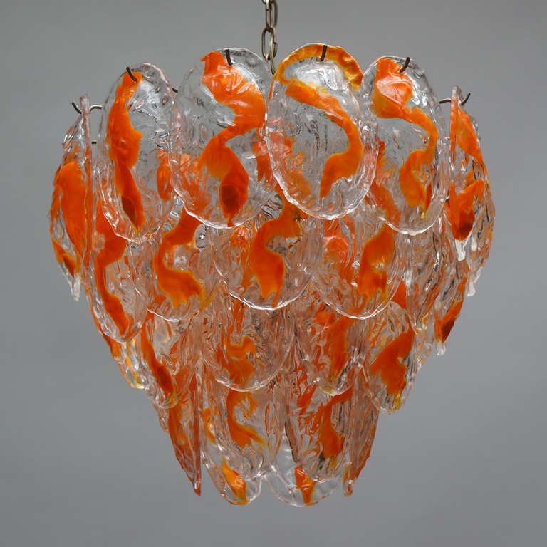 Large Murano Glass Chandelier with 40 Glass Leaves For Sale 3