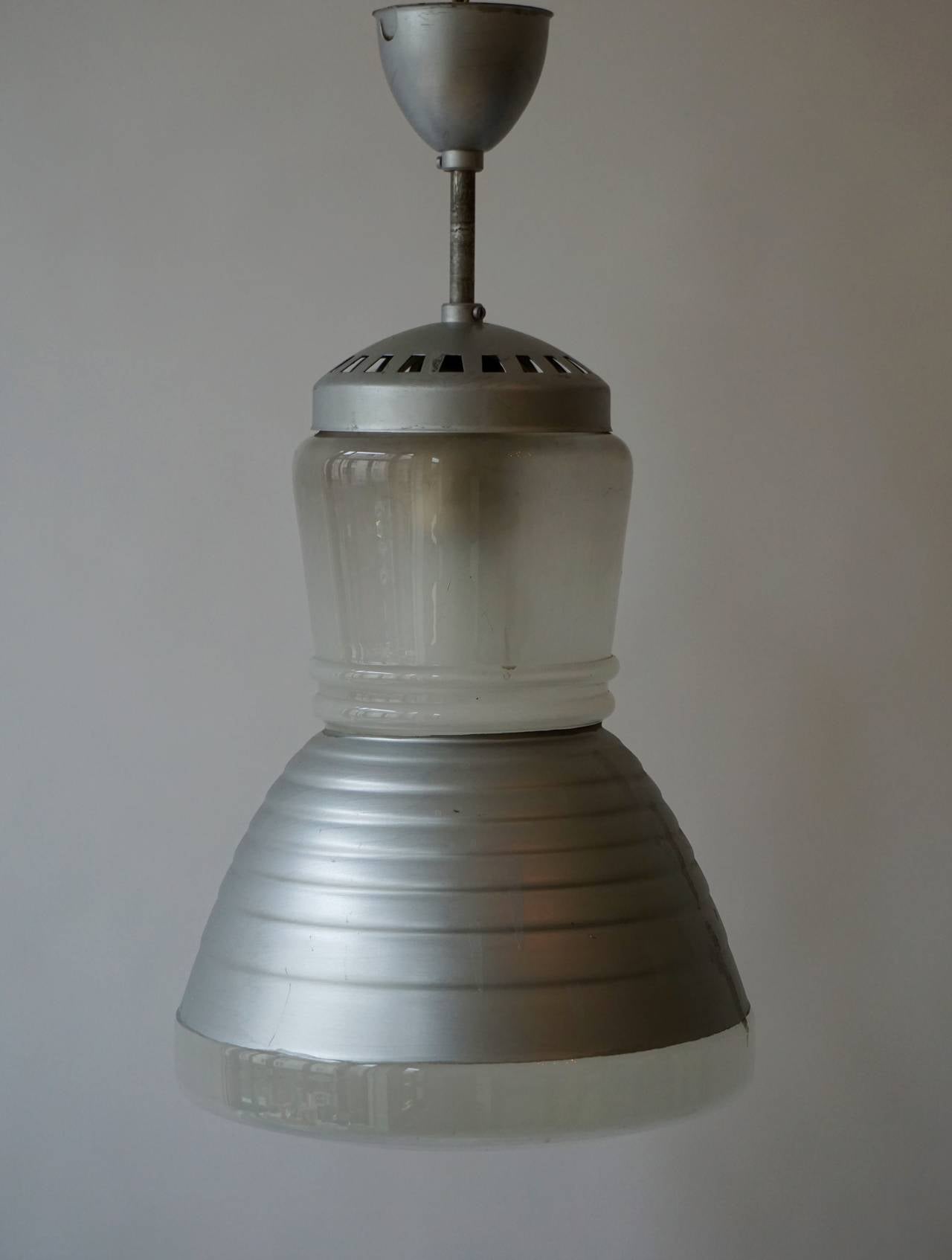 Set of Four Industrial Lights In Good Condition For Sale In Antwerp, BE