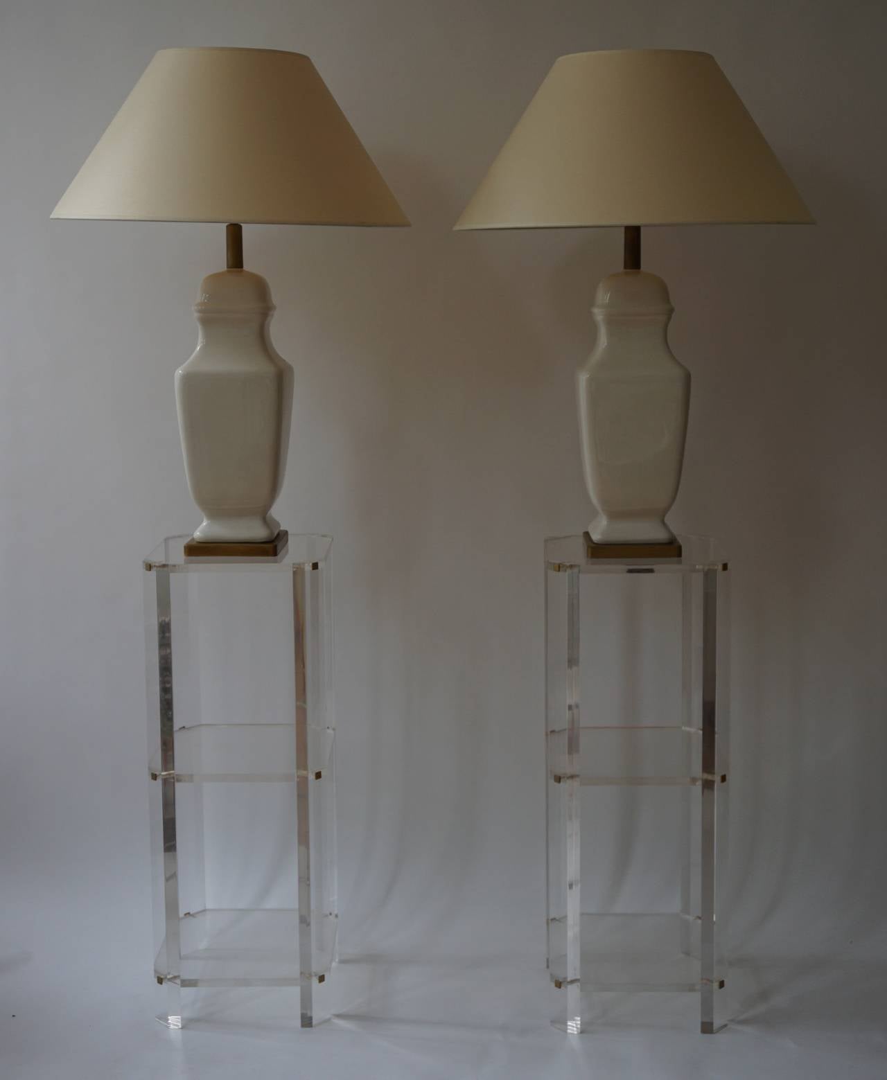 Two Ceramic Table Lights In Excellent Condition For Sale In Antwerp, BE