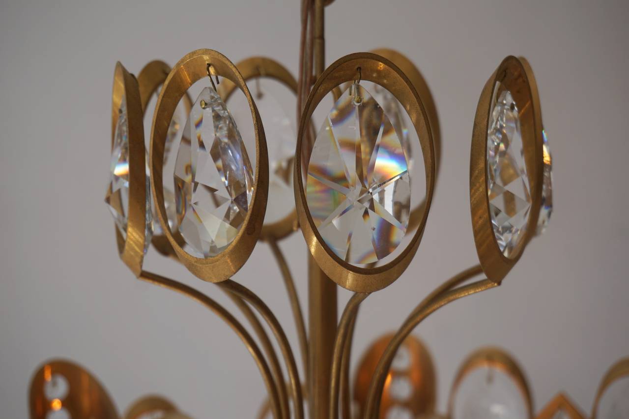 Palwa Sciolari Brass and Faceted Crystal Chandelier For Sale 2
