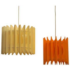 Pair of Pendant Lights 9