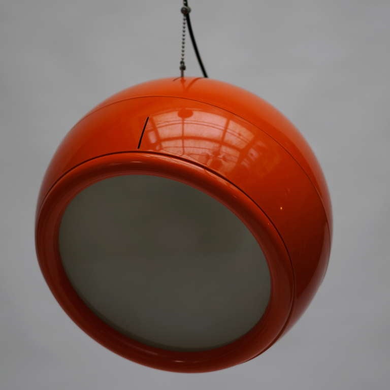 20th Century Pallade Lamp for Artemide by Studio Tetrarch For Sale