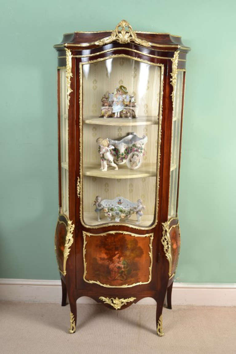 Antique French Vernis Martin Display Cabinet ca. 1880 In Excellent Condition In London, GB