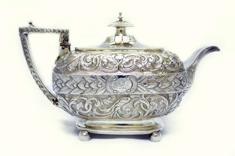 Antique Georgie III Silver Teapot 1810 Emes & Bernard