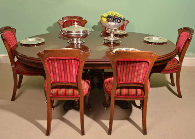 English Antique Victorian Extending Dining Table & Six Chairs