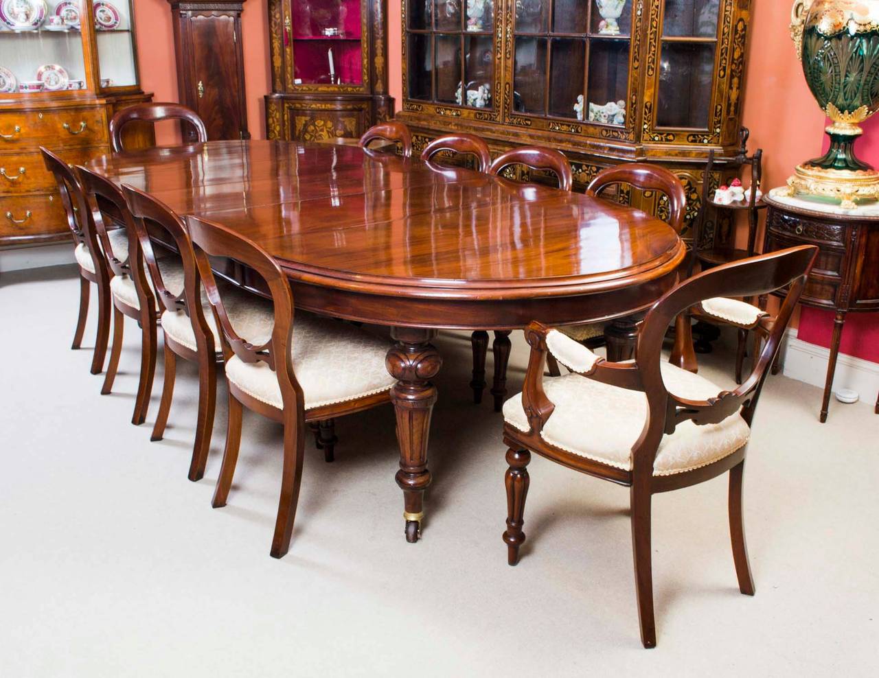 19th Century Antique Victorian Extending Dining Table, circa 1870