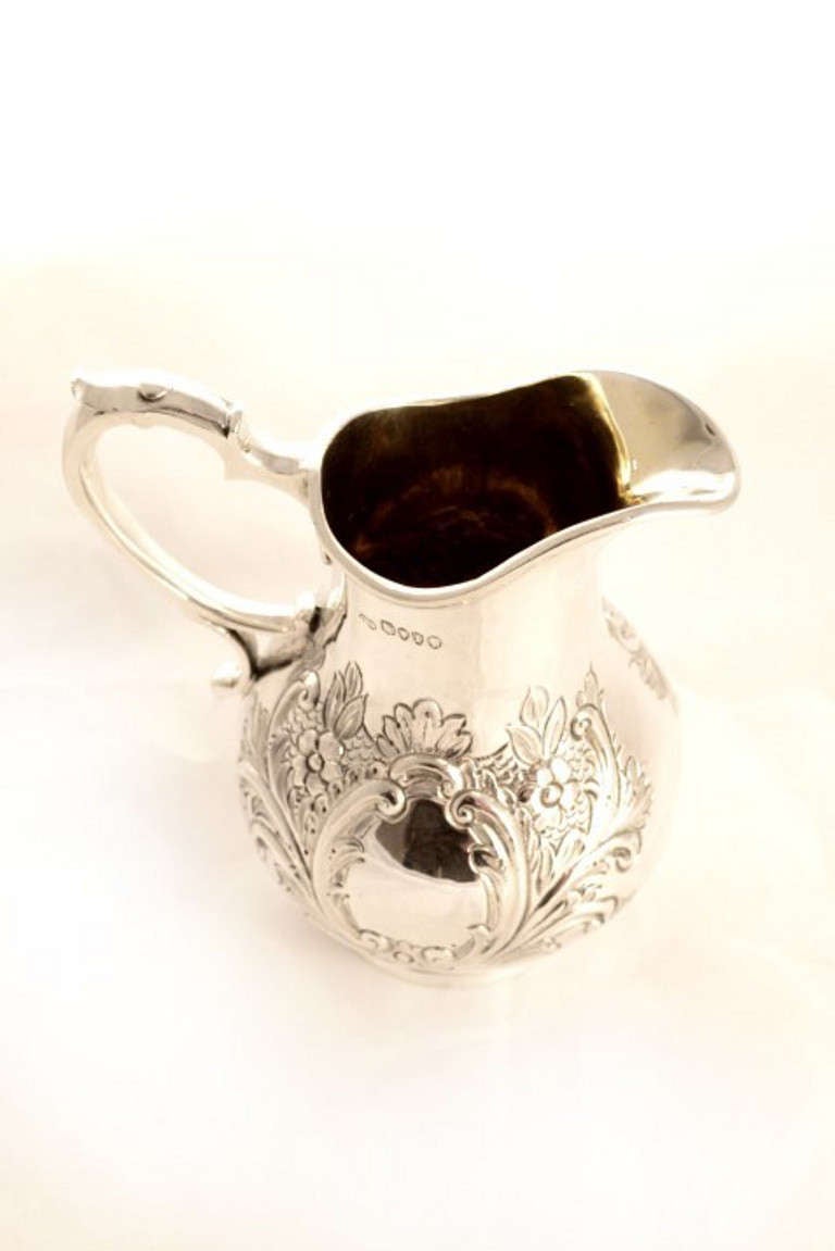Antique English Silver Rococo Tea & Coffee Set 1884 In Excellent Condition In London, GB