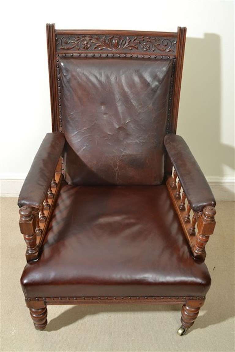 Late 19th Century 19th Century Pair of English Leather Armchairs For Sale