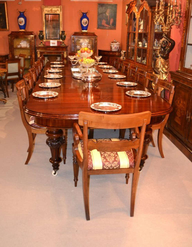 Antique 15ft Dining Table circa 1860 & 16 Inlaid Chairs In Excellent Condition In London, GB