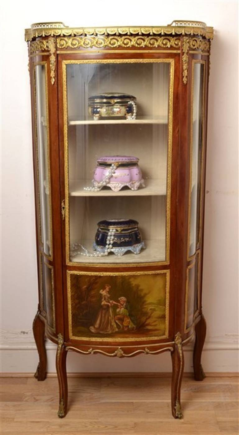 Antique French Vernis Martin Cabinet Vitrine In Excellent Condition In London, GB