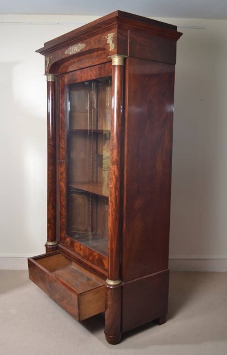 Antique French Empire Mahogany Bookcase c.1820 In Excellent Condition In London, GB